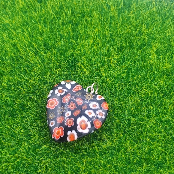Multi Heart-Shaped Floral Pendant P305 - Picture 1 of 3